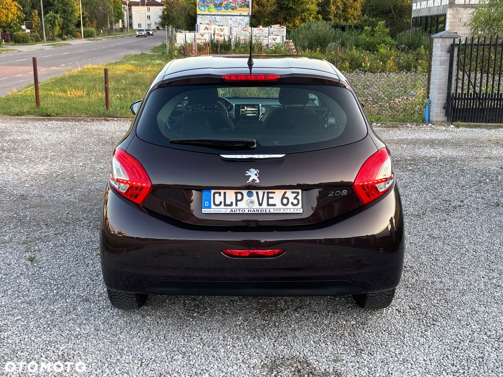 Peugeot 208 - 21