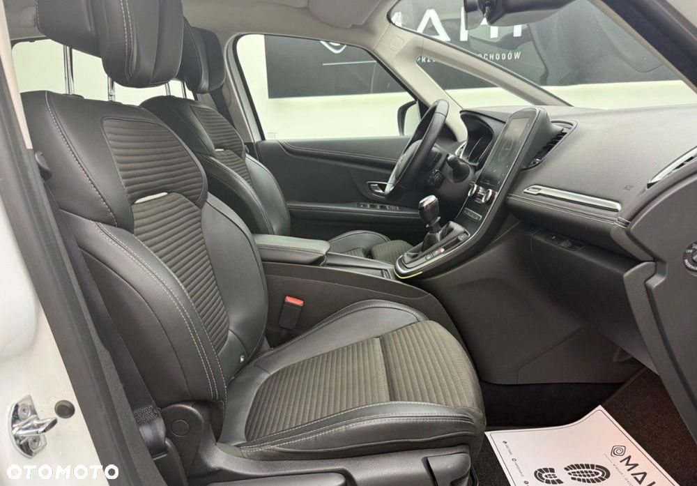 Renault Scenic - 18