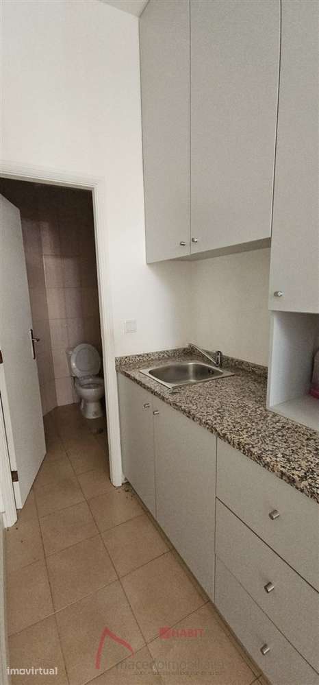 Loja para Comércio ou Serviços - Próxima da Alameda do Fujacal - Braga - Grande imagem: 5/11
