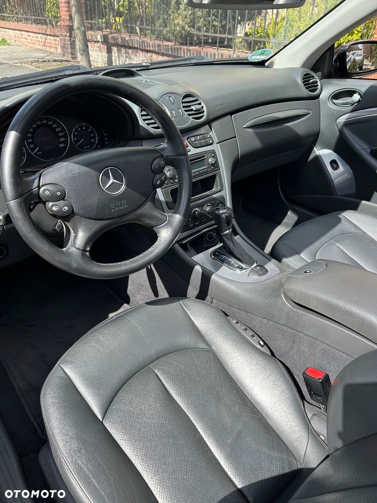 Mercedes-Benz CLK - 11