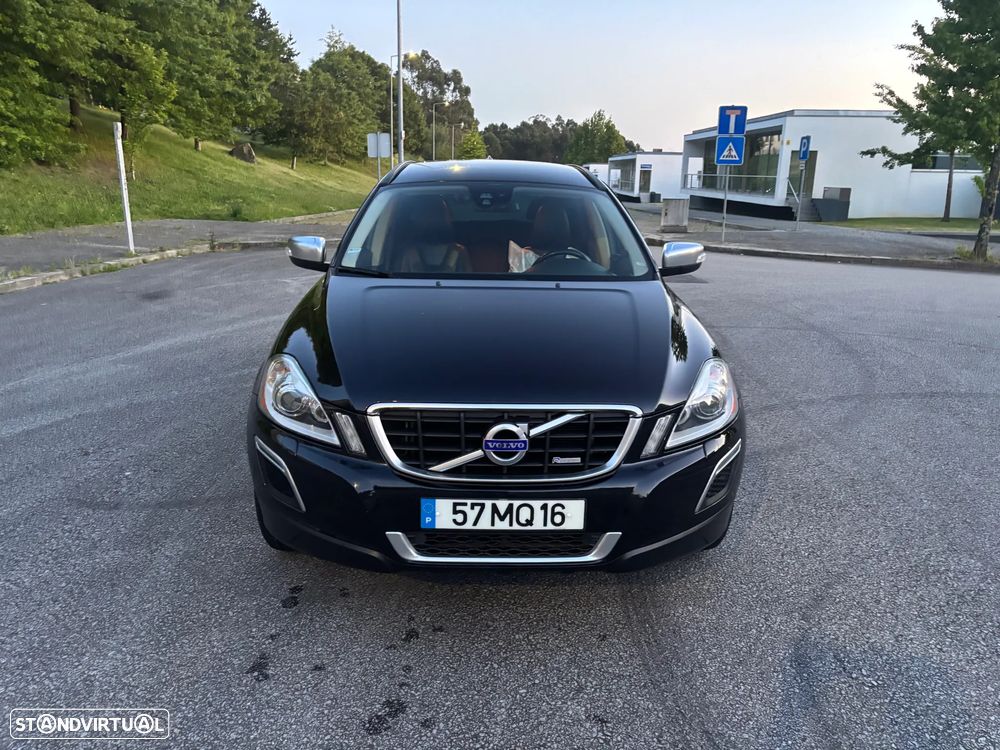 Volvo XC 60 2.0 D4 DRIVe R-Design - 4