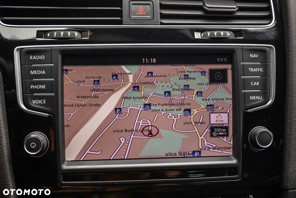 Volkswagen Golf 2.0 BlueTDI Cup - 32