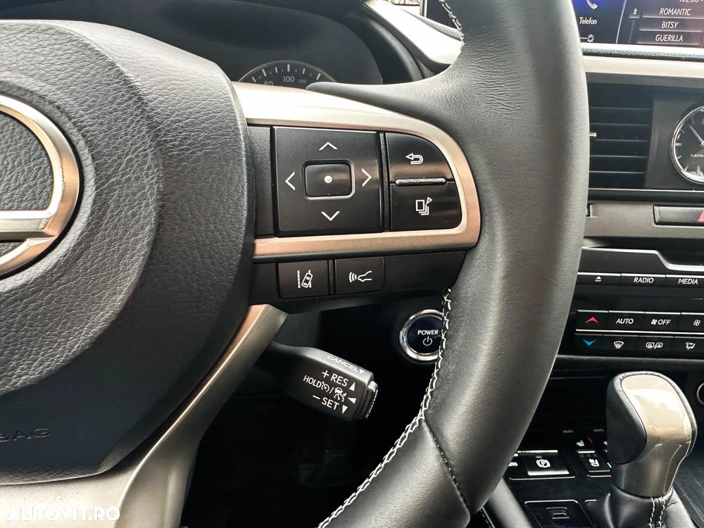 Lexus Seria RX 450h Aut. Executive Plus - 18