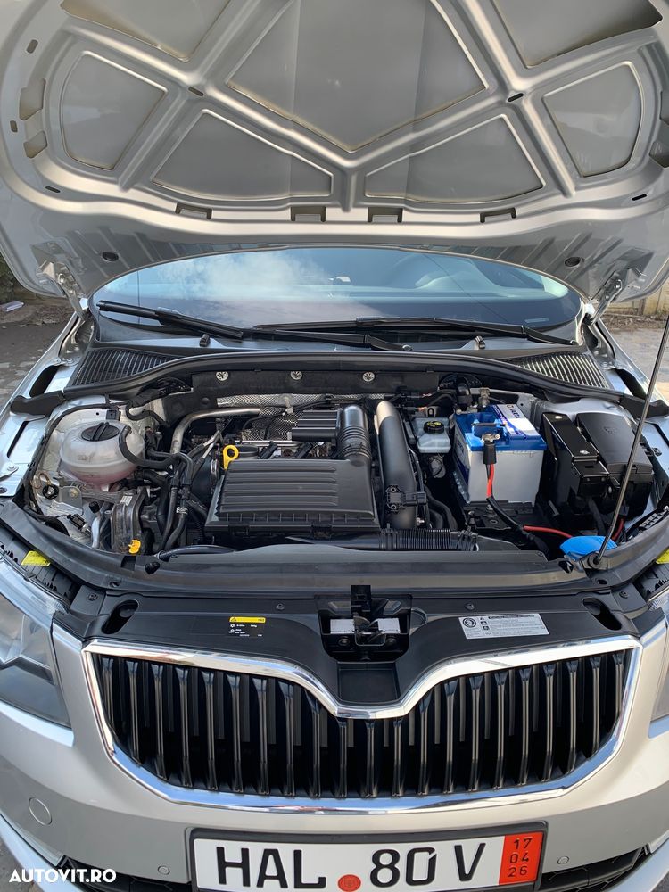 Skoda Octavia 1.4 TSI STYLE - 6