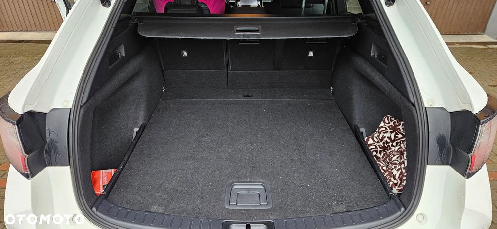 Toyota Corolla 1.8 Hybrid Comfort - 31