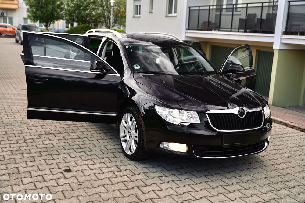 Skoda Superb 2.0 TDI DSG Exclusive - 21