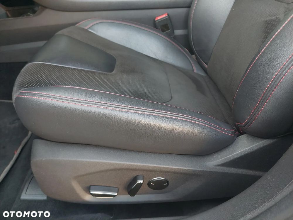 Ford Mondeo 2.0 EcoBlue ST-Line X - 14