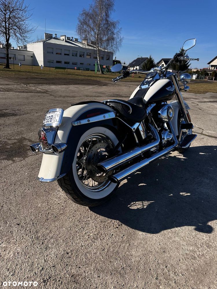 Harley-Davidson Softail Deluxe - 11