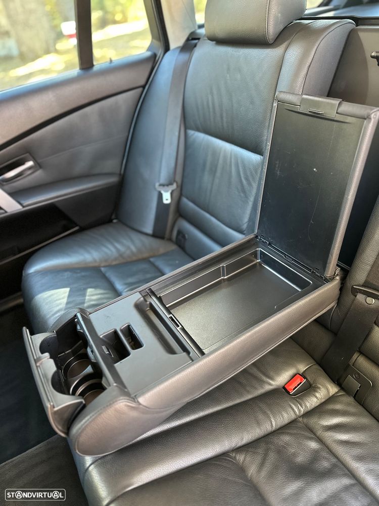 BMW 520 dA Touring - 37