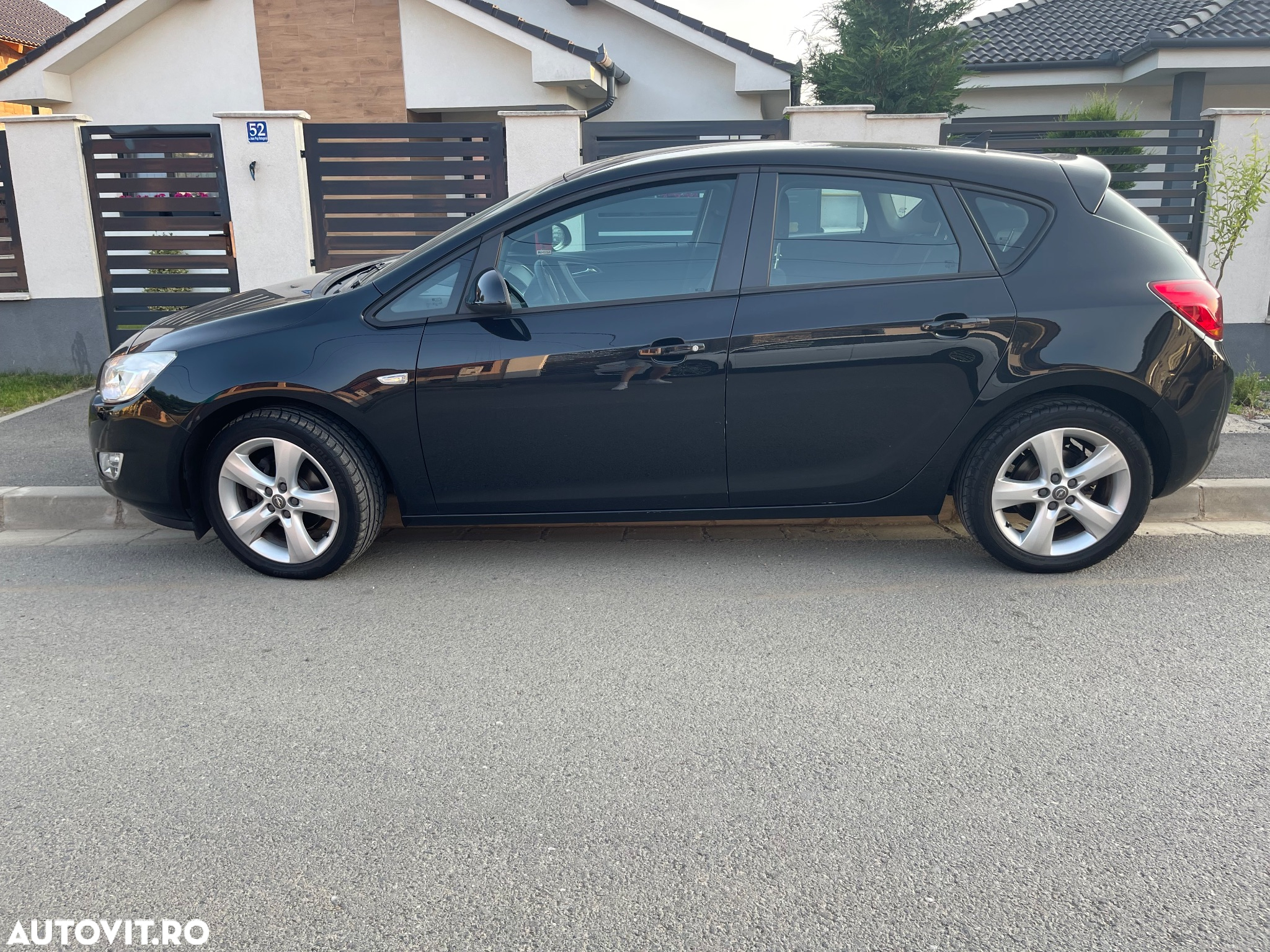 Opel Astra 1.4 Turbo Automatik Edition - 2