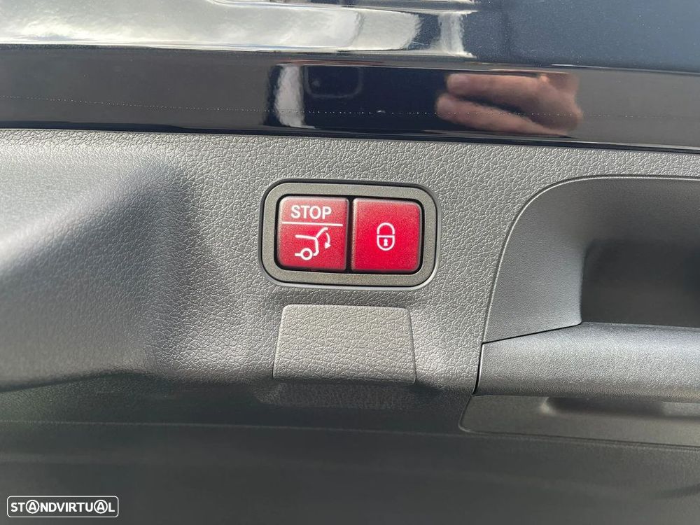 Mercedes-Benz CLA 250 e - 19