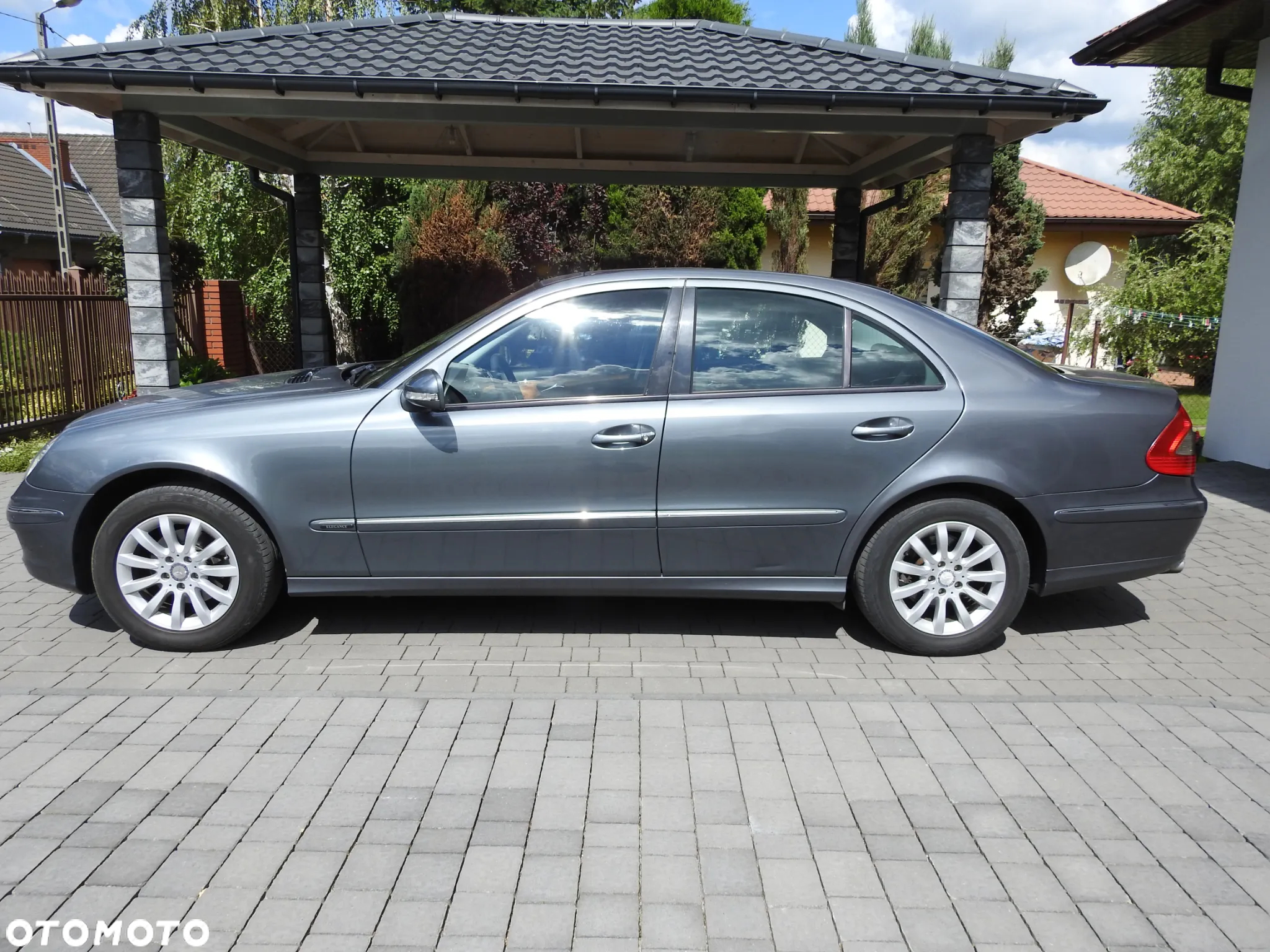 Mercedes-Benz Klasa E - 2