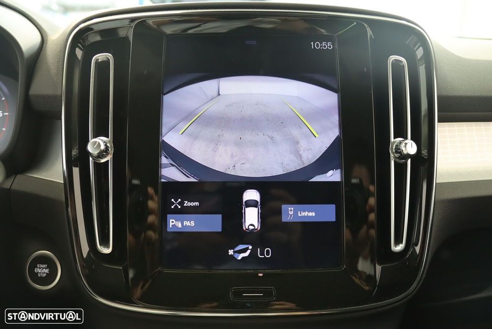 Volvo XC 40 2.0 D3 Momentum Geartronic - 18