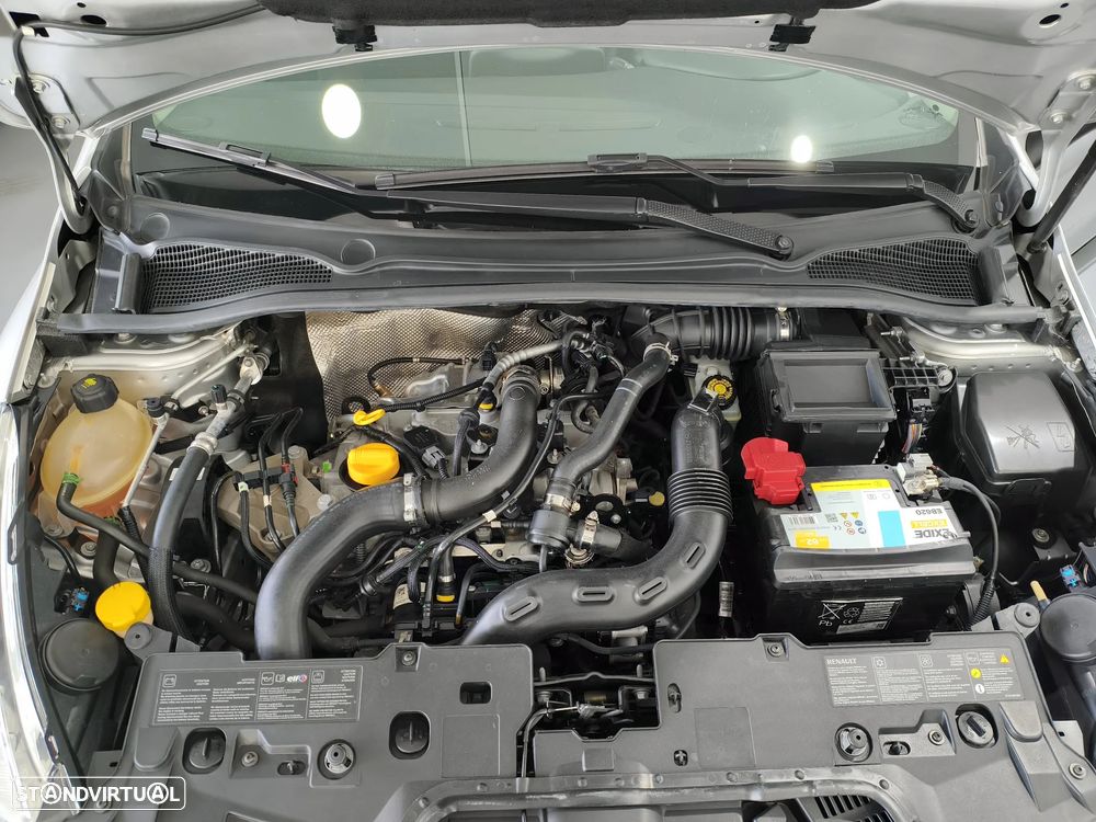 Renault Clio Sport Tourer 0.9 TCE Dynamique S - 33