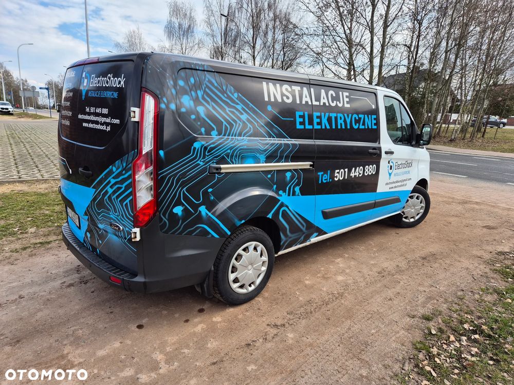 Ford TRANSIT CUSTOM - 8