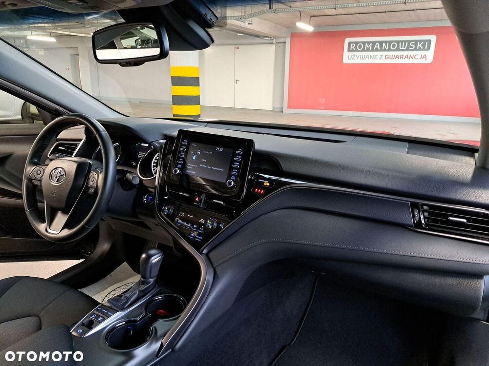 Toyota Camry 2.5 Hybrid Comfort CVT - 12