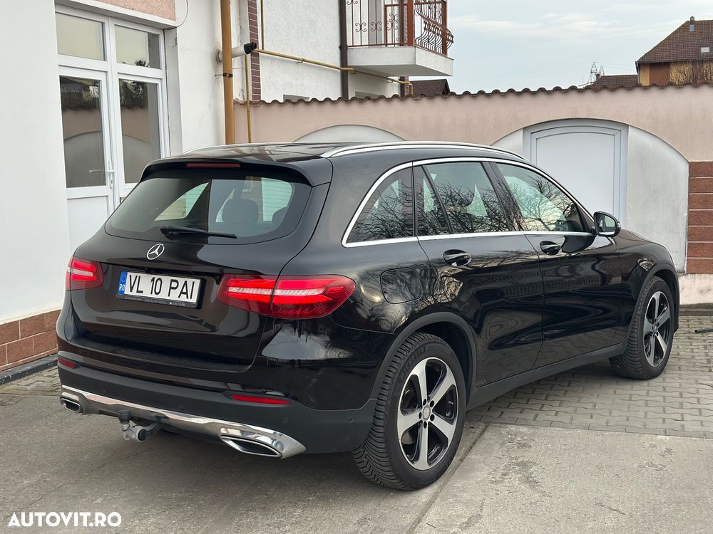 Mercedes-Benz GLC - 3