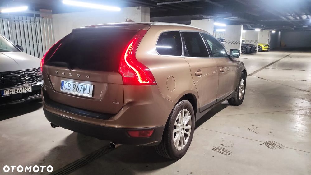 Volvo XC 60 2.4D AWD Summum - 3