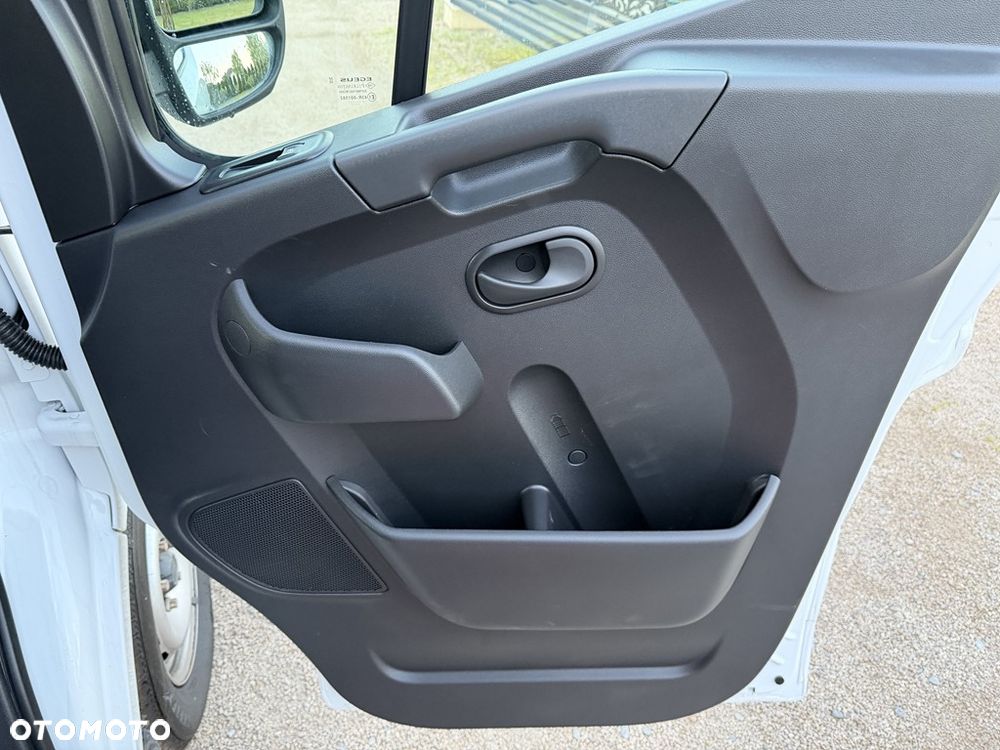 Opel MovanoL4H3 - 37