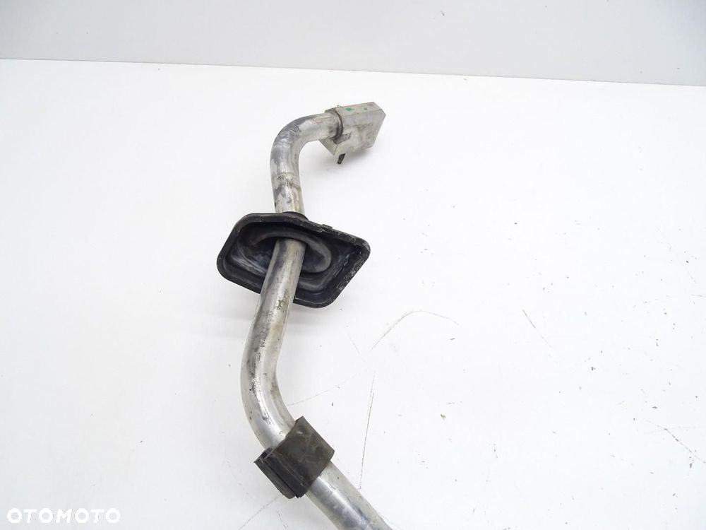 PRZEWÓD WĄŻ RURA KLIMATYZACJI 8W0816738Q 8W0816743B 2.0 TDI AUDI A4 B9 - 2