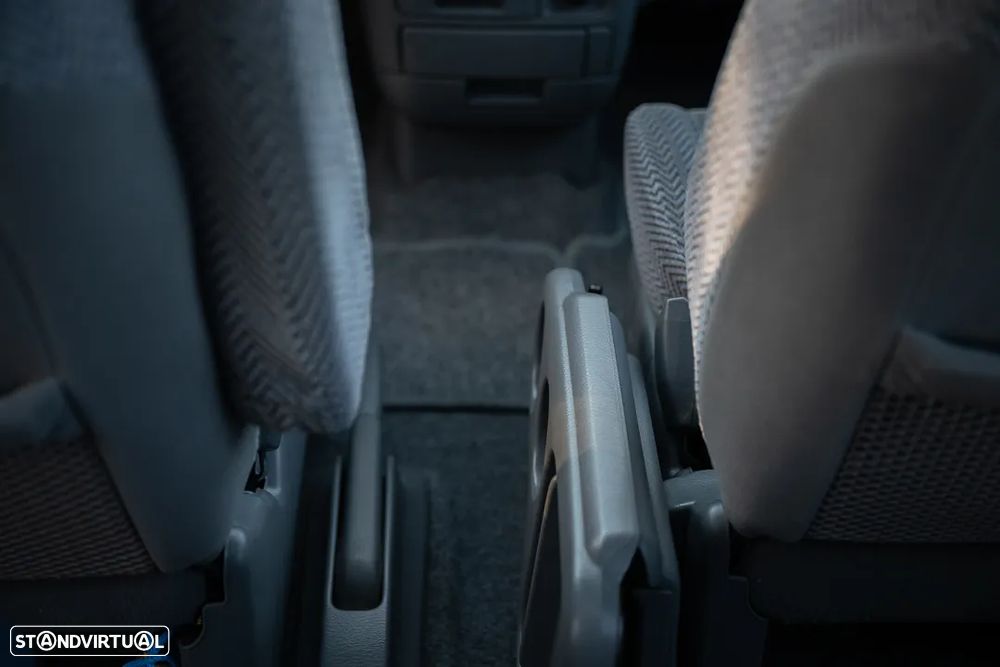 Honda CR-V 2.0 ES Automatic - 16