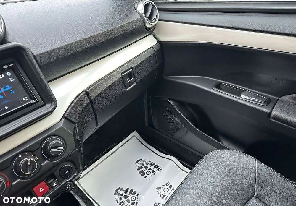 Aixam Crossover - 17