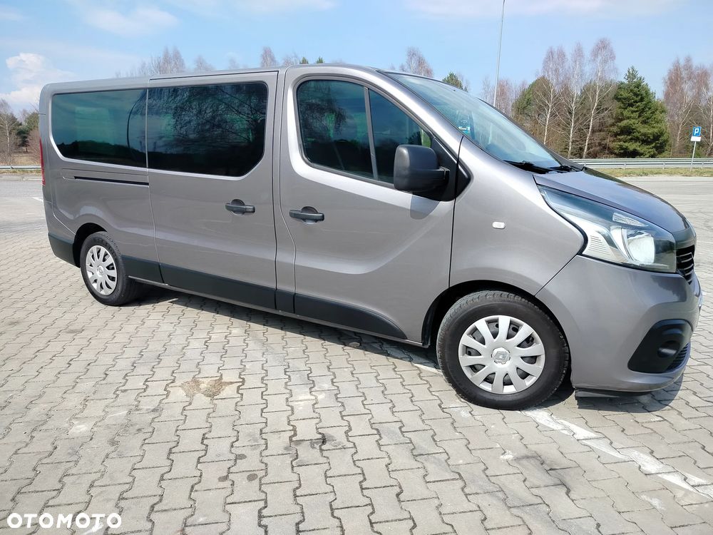 Renault Trafic - 1