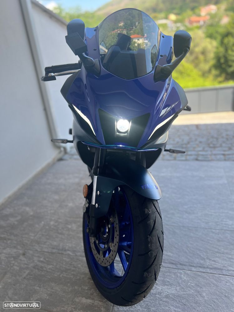Yamaha YZF R7 - 2