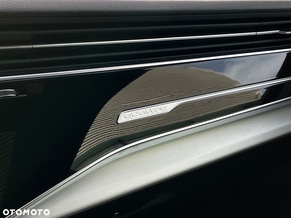 Audi Q8 - 22