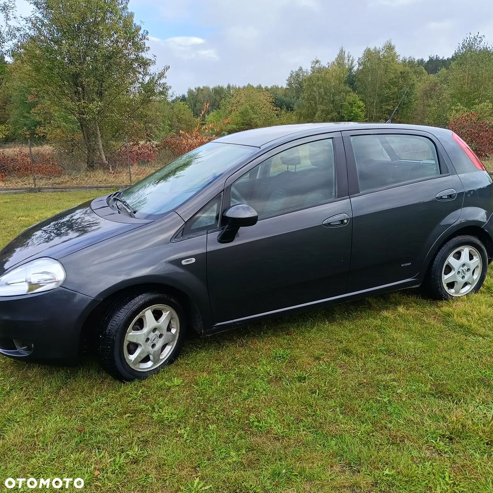 Fiat Grande Punto 1.4 8V Dynamic - 2