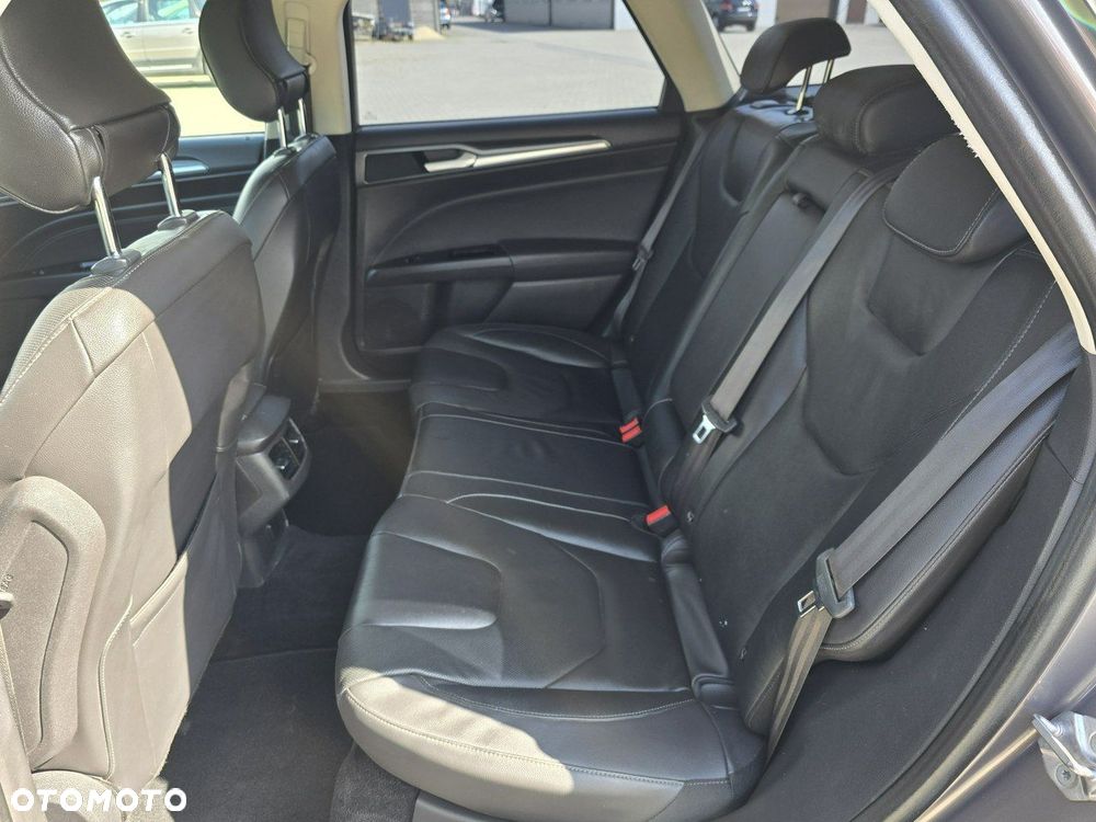 Ford Mondeo - 18