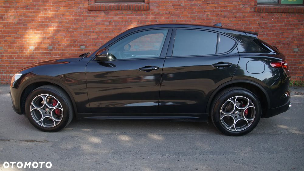 Alfa Romeo Stelvio 2.2 JTDM Executive Q4 - 3