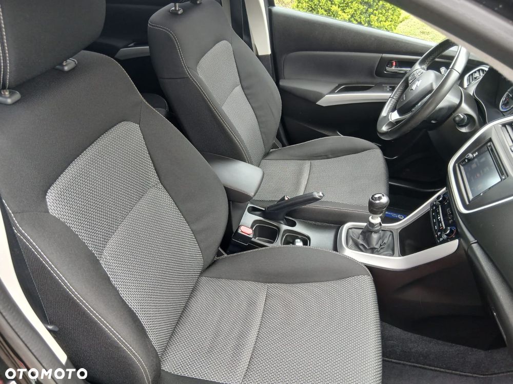 Suzuki S-Cross - 31