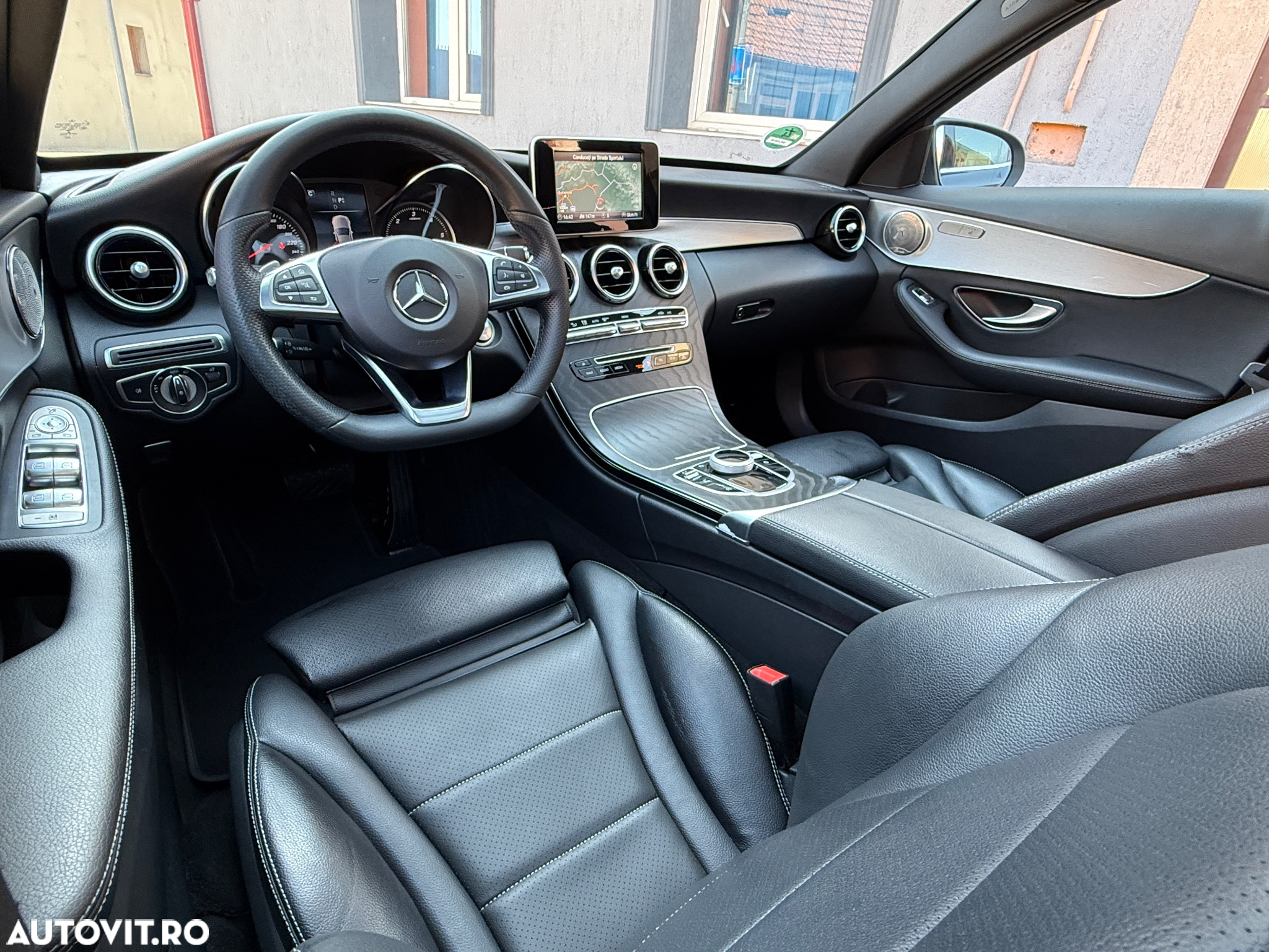 Mercedes-Benz C 180 (BlueTEC) d 7G-TRONIC AMG Line - 7