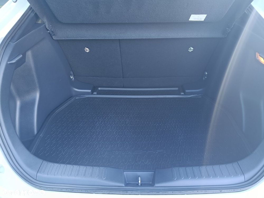 Toyota C-HR 1.8 Hybrid Executive - 16