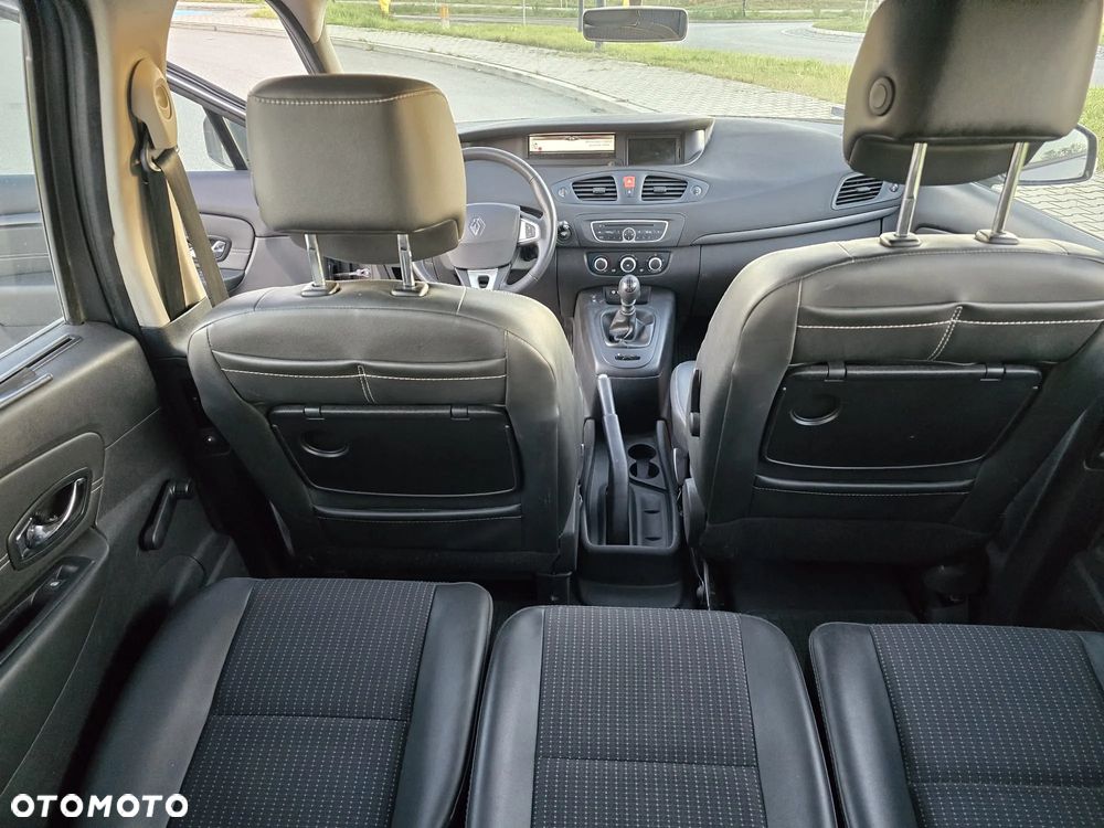 Renault Scenic 1.5 dCi Avantage - 24