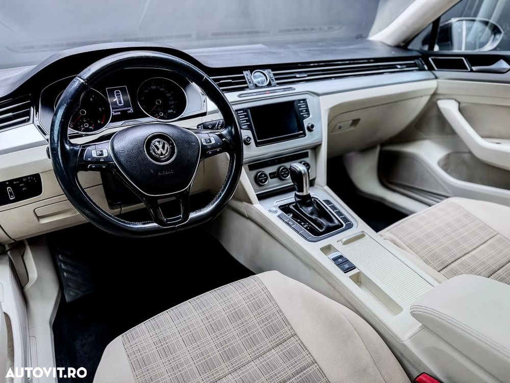 Volkswagen Passat - 6