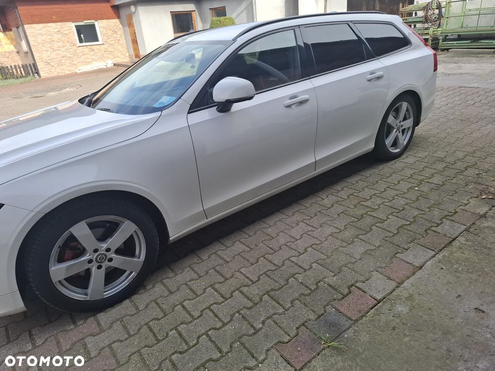 Volvo V90 - 1