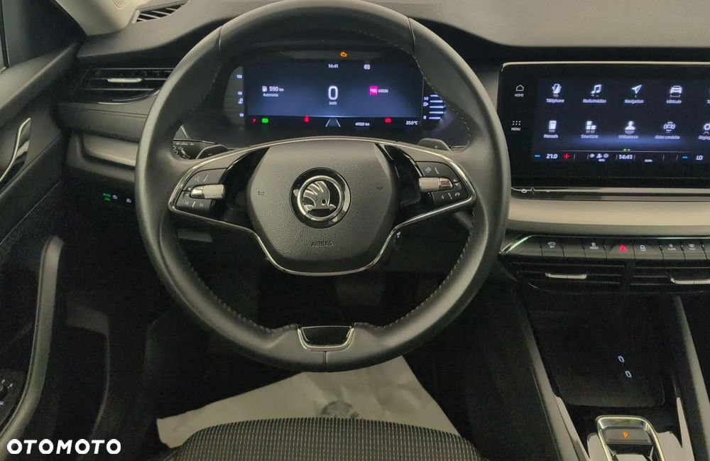 Skoda Octavia 2.0 TDI Ambition DSG - 8