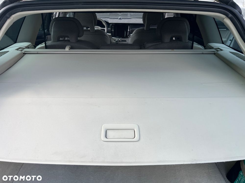 Volvo V90 Cross Country D4 AWD - 20