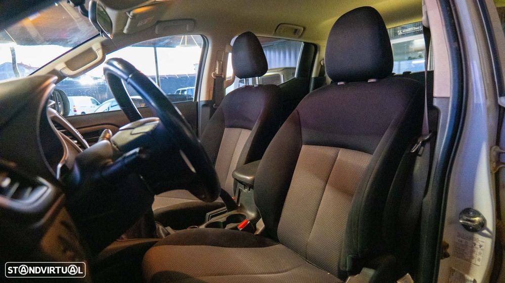 Mitsubishi L200 2.3 DI-D CD Invite 4WD - 21