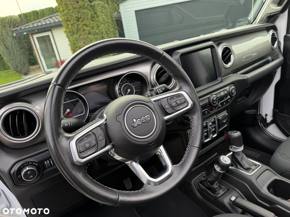 Jeep Wrangler Unlimited GME 2.0 Turbo Sahara - 35