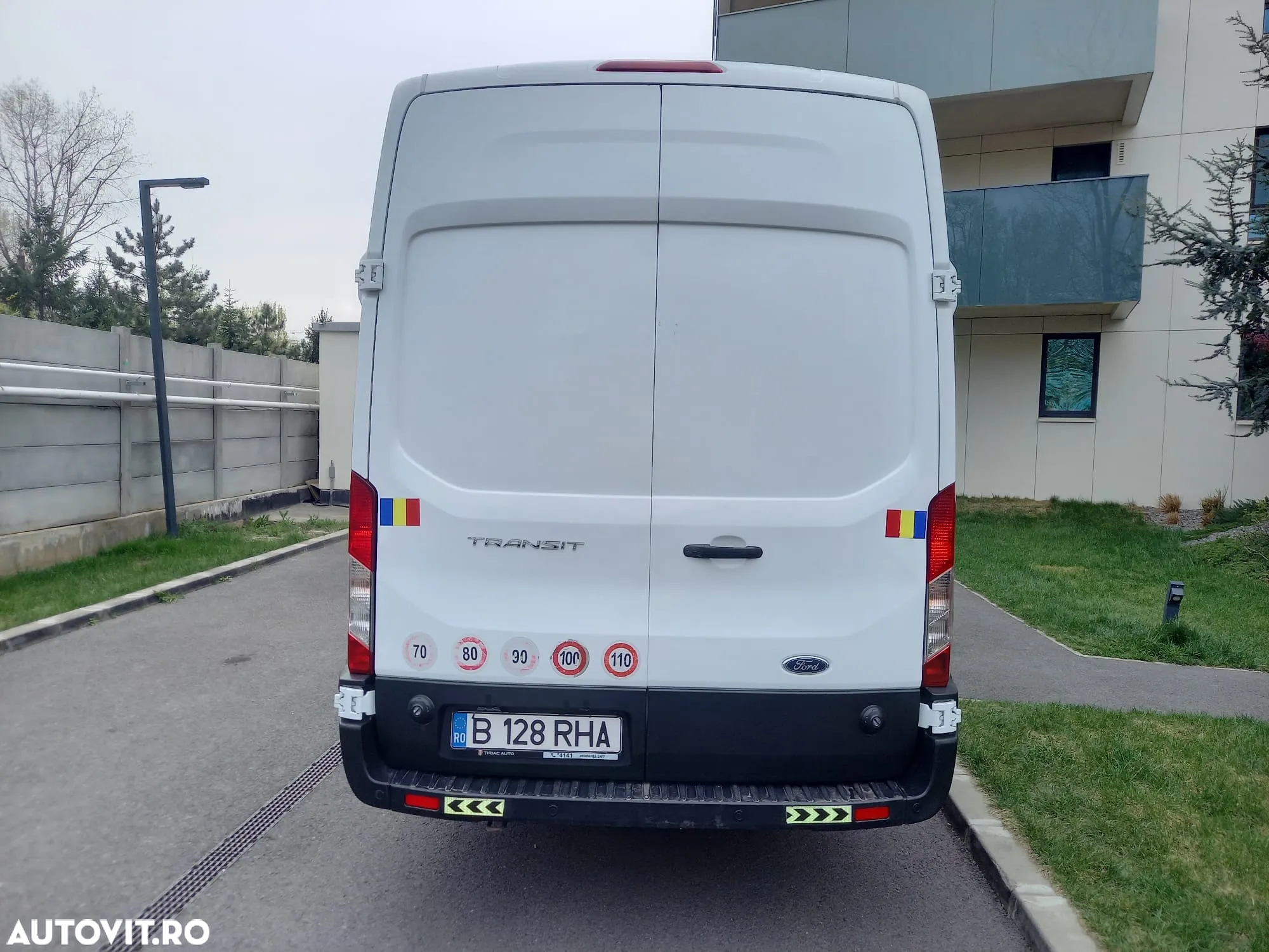 Ford Transit - 8