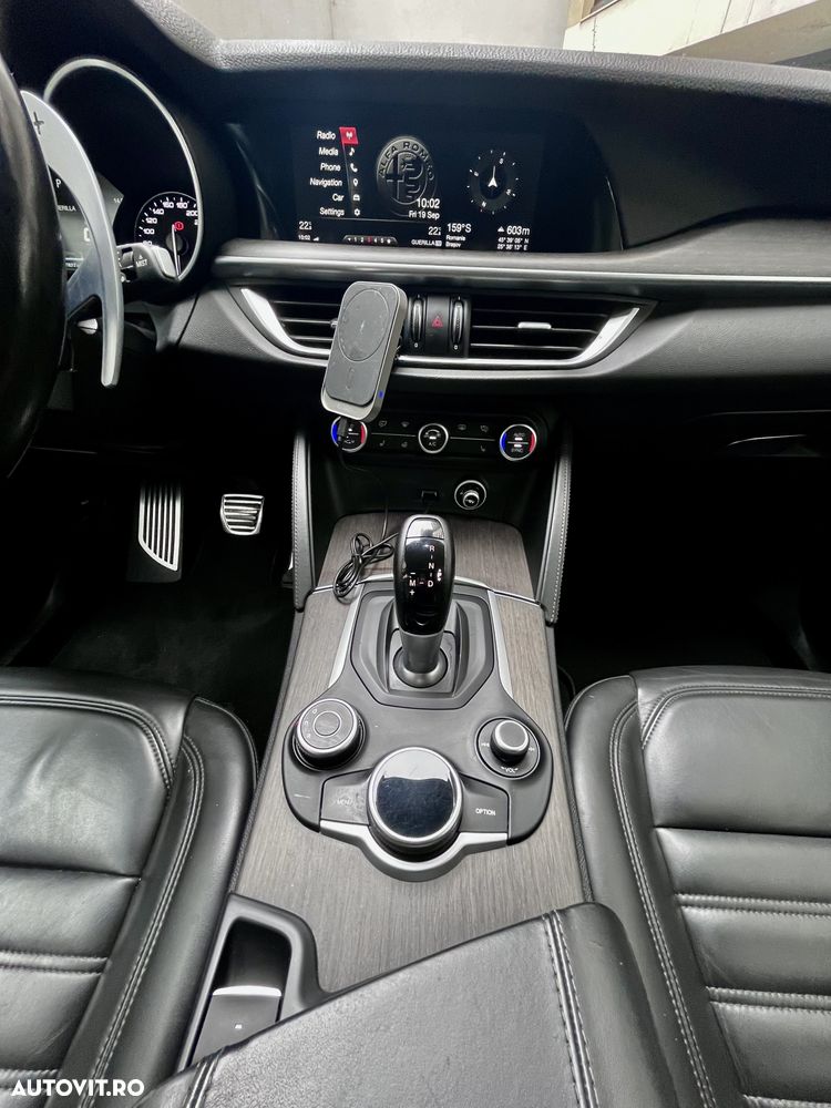 Alfa Romeo Stelvio 2.0 Turbo AWD AT8 Super - 6