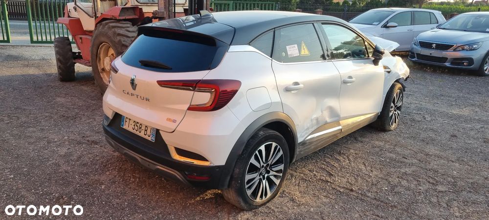 Renault Captur 1.6 E-TECH Plug-In Initiale Paris - 4