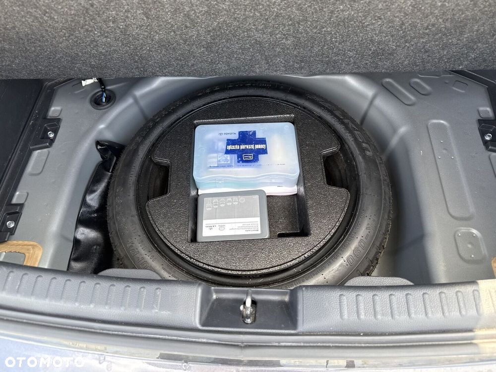 Toyota Yaris Hybrid 1.5 Comfort - 23