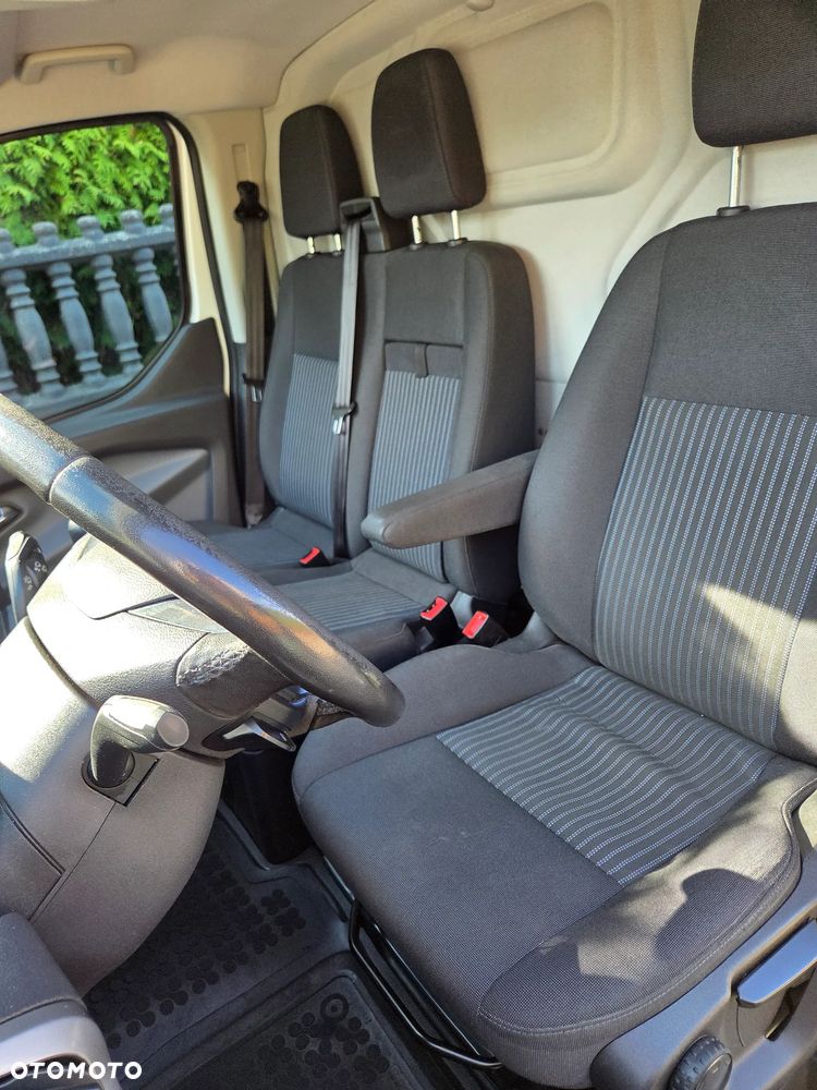 Ford Transit Custom - 21