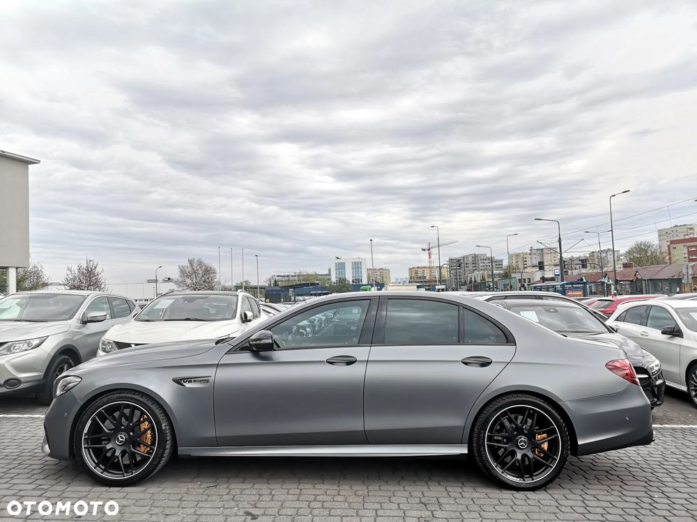 Mercedes-Benz Klasa E AMG 63 S 4-Matic+ - 5