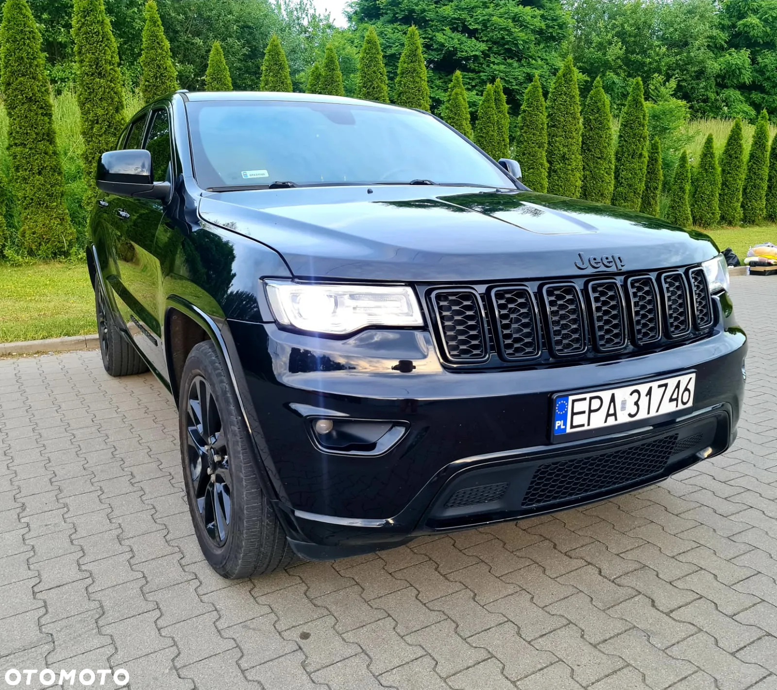 Jeep Grand Cherokee - 9