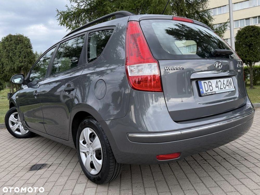 Hyundai i30 1.4 FIFA WM Edition - 3